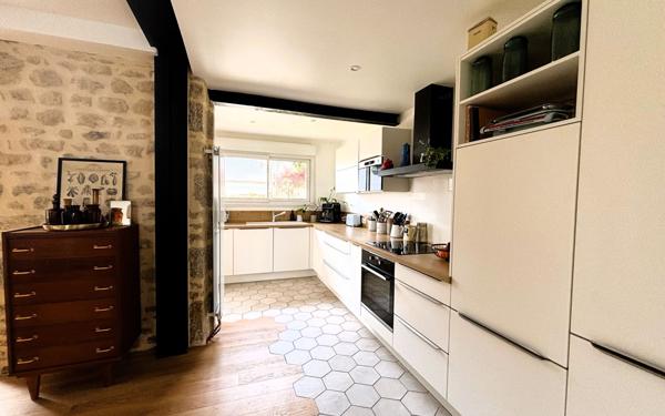 Maison à vendre    8 pièces •  Alençon