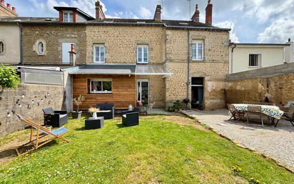 Maison à vendre    8 pièces •  Alençon