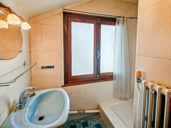 Maison familiale de 116 m² avec sous-sol complet, véranda et terrain clôturé – Quartier de la Sardagne