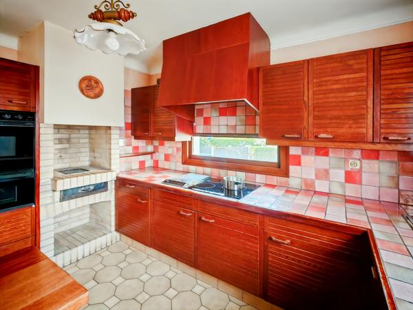 Maison familiale de 116 m² avec sous-sol complet, véranda et terrain clôturé – Quartier de la Sardagne