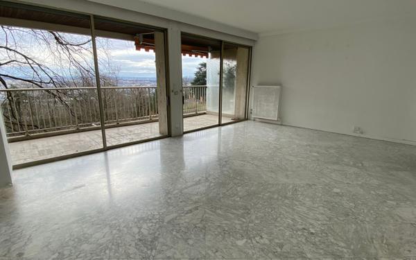 Appartement à vendre    4 pièces • 104,51 m2 Sainte-Foy-lès-Lyon