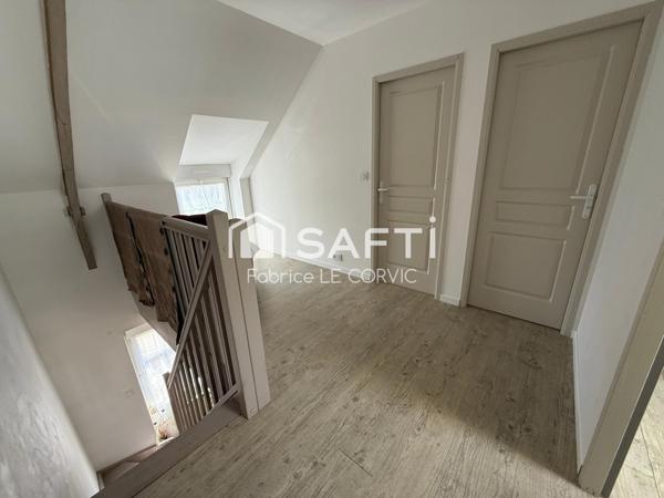 LONGERE DE CARACTERE DE 138 M2 EN CAMPAGNE DE LOCMINE SUR TERRAIN DE 1240 M2