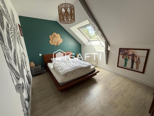 LONGERE DE CARACTERE DE 138 M2 EN CAMPAGNE DE LOCMINE SUR TERRAIN DE 1240 M2