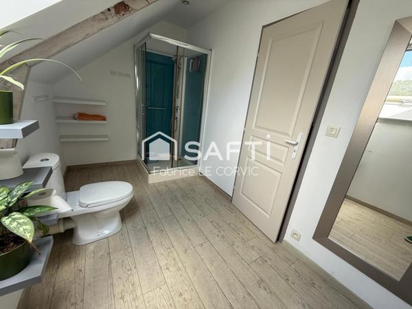 LONGERE DE CARACTERE DE 138 M2 EN CAMPAGNE DE LOCMINE SUR TERRAIN DE 1240 M2