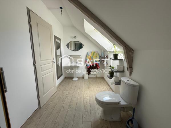 LONGERE DE CARACTERE DE 138 M2 EN CAMPAGNE DE LOCMINE SUR TERRAIN DE 1240 M2