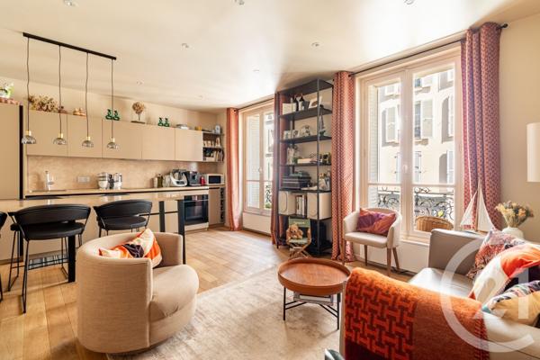 Appartement F3 à vendre  3 pièces - 46,77 m 2   PARIS  - 75007
