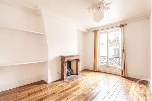 Appartement F3 à vendre  3 pièces - 46,77 m 2   PARIS  - 75007