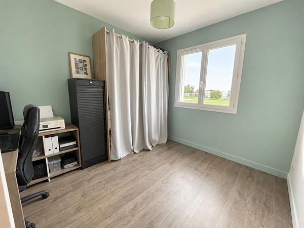 MAISON EYSINES / 3 CHAMBRES / GARAGE / RECENTE