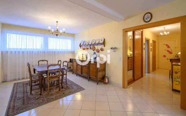 Appartement à vendre    4 pièces • 101 m2 Valenciennes