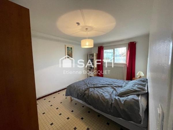 À Vendre – Maison Divisée en 2 Appartements Locatifs – Investissement Clé en Main