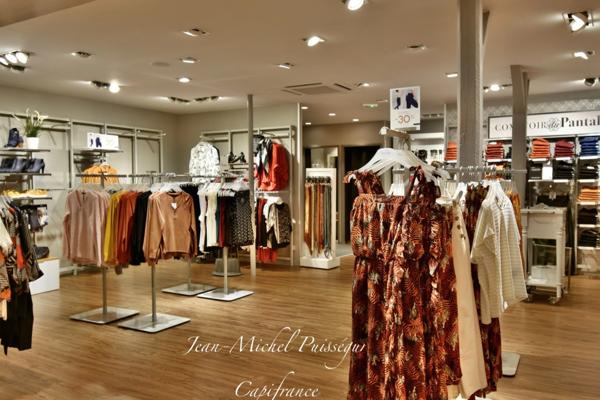 Dpt Haute Garonne (31), à vendre coeur de ville de SAINT GAUDENS Local commercial de 200 m2