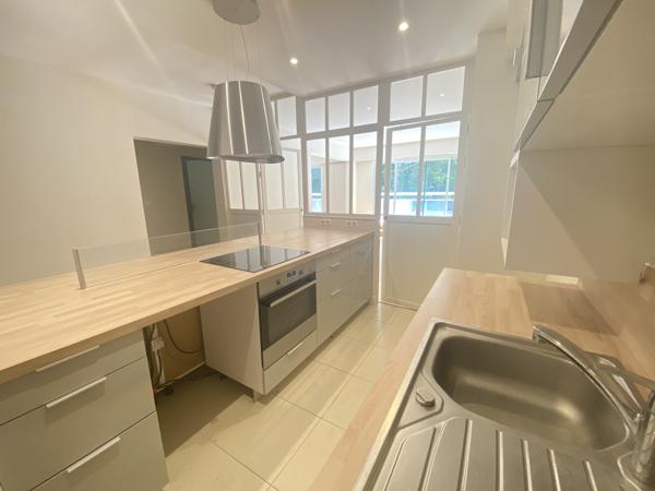 Appartement
         3 pièces
        - 78 m² Exclusivité 172 000 € *