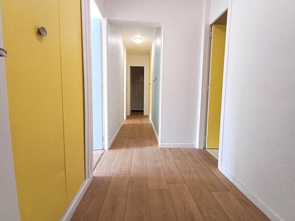 Location appartement La Roche Sur Yon : 470 € - AJP Immobilier La Roche-sur-Yon