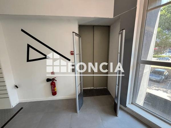 Location Local commercial 4 pièces 250 m² - LES TOURRADES Mandelieu 06210