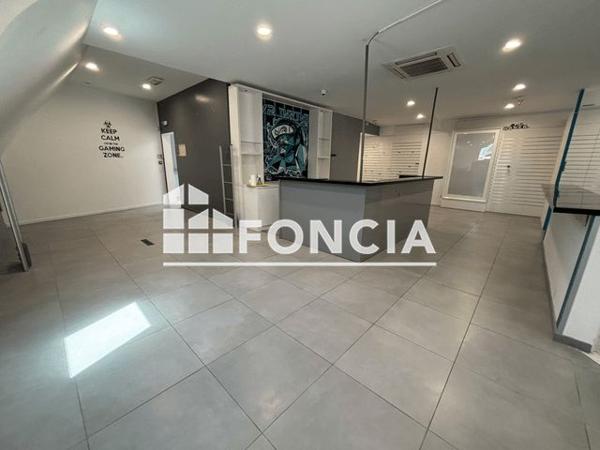 Location Local commercial 4 pièces 250 m² - LES TOURRADES Mandelieu 06210