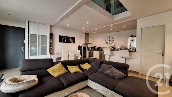 Appartement T4 à vendre  4 pièces - 87 m 2   PERIGUEUX  - 24