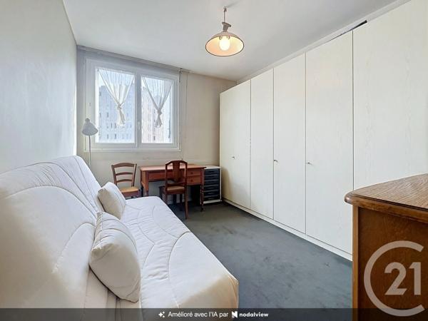 Appartement T4 à vendre  4 pièces - 87 m 2   PERIGUEUX  - 24