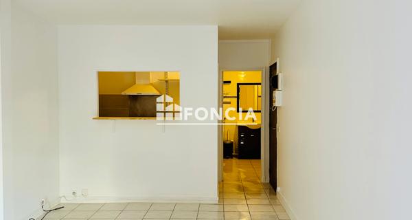 Location Studio 28.31 m² - Le Chesnay 78150