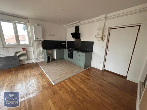 Appartement à louer 3 pièces 67.75m² Châlons-en-Champagne (51000)