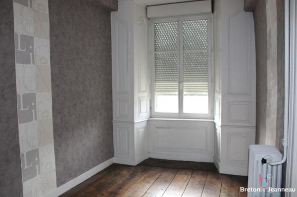 Ensemble immobilier à Ernée centre ville