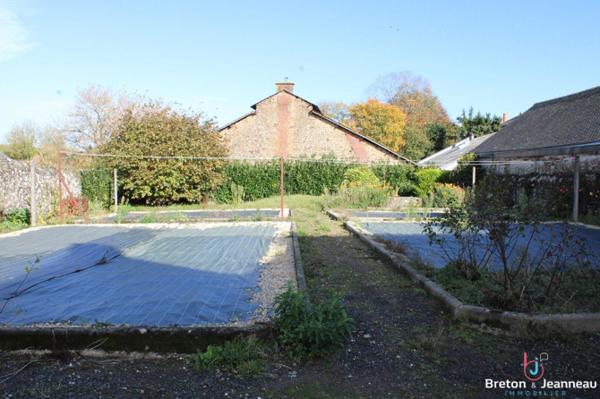 Ensemble immobilier à Ernée centre ville