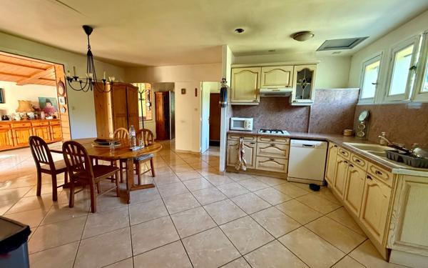 Maison à vendre    4 pièces •  Le Château-d'Oléron