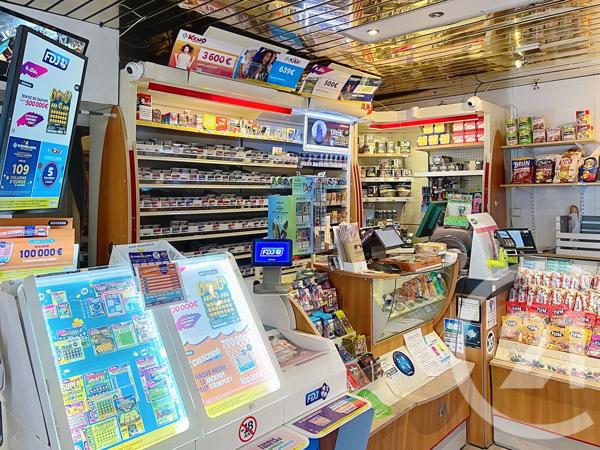 à vendre  50 m2 ST MAX - 54