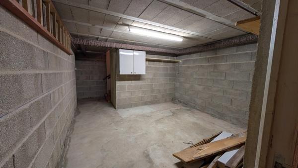 Pavillon sur sous sol 4 chambres- jardin- véranda à vendre à TONNERRE 89