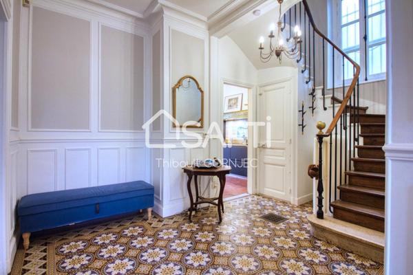 Maison MANSART à Vendre 220m2 env.Terrain de 586m2 env.