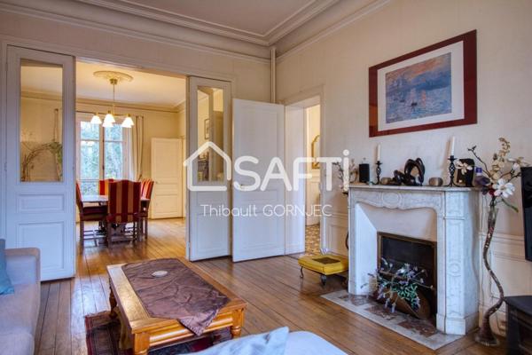 Maison MANSART à Vendre 220m2 env.Terrain de 586m2 env.