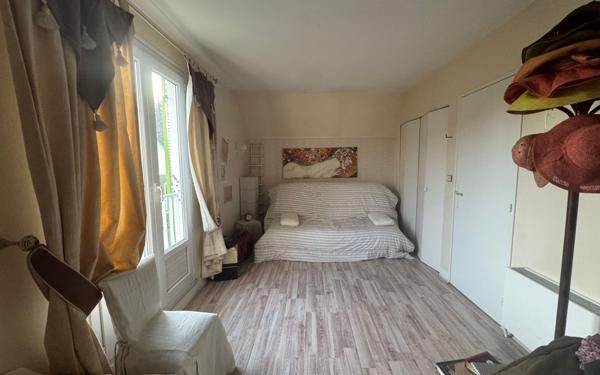 Maison à vendre    5 pièces • 111,23 m2 Chelles