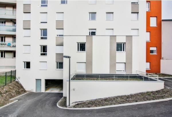 INVESTISSEMENT LOCATIF – CLERMONT FERRAND – Résidence étudiante Artémisia Oradou - 4,50% de rentabilité