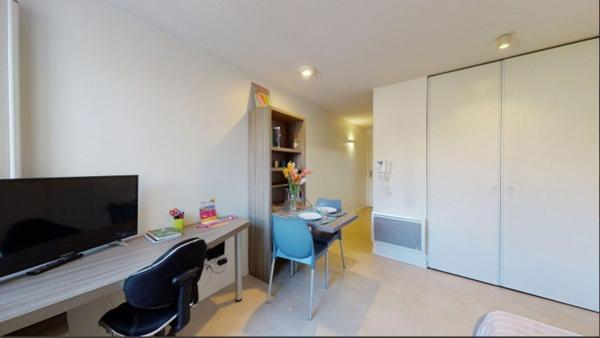 INVESTISSEMENT LOCATIF – CLERMONT FERRAND – Résidence étudiante Artémisia Oradou - 4,50% de rentabilité