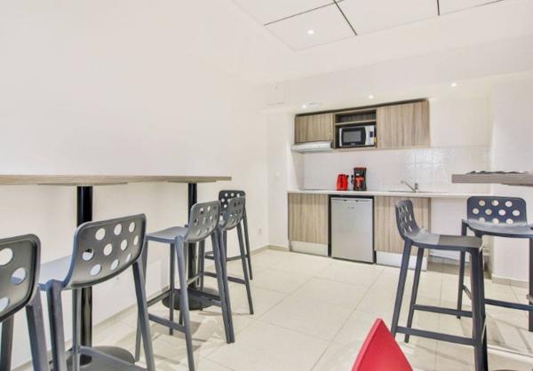 INVESTISSEMENT LOCATIF – CLERMONT FERRAND – Résidence étudiante Artémisia Oradou - 4,50% de rentabilité