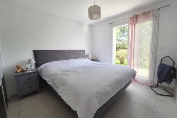 Maison récente 110 m² – 3 chambres – jardin 800 m² –Vayres Le Paradis 360 000 €