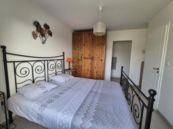 Maison récente 110 m² – 3 chambres – jardin 800 m² –Vayres Le Paradis 360 000 €