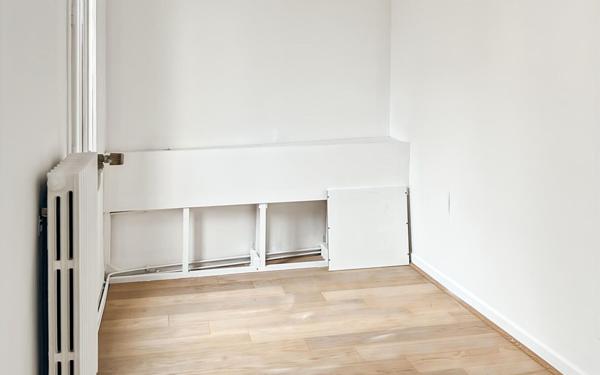 Appartement à vendre    4 pièces • 73 m2 Paris 14