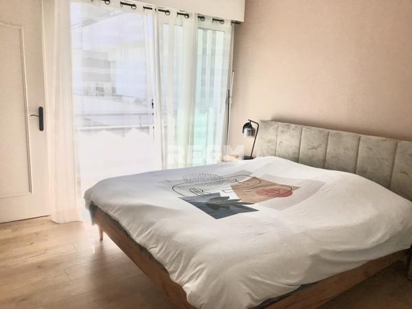 Saint-Fargeau-Ponthierry (77310) Appartement F5 lumineux et traversant avec 2 balcons, 2 parkings privatifs, cave