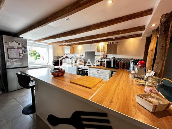 Maison semi plain-pied de 3 chambres avec jardin