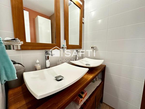 Maison semi plain-pied de 3 chambres avec jardin