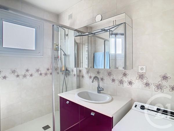 Immeuble à vendre  279,32 m2 THIAIS - 94