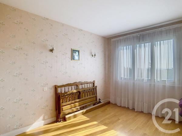 Immeuble à vendre  279,32 m2 THIAIS - 94