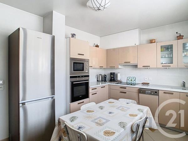 Immeuble à vendre  279,32 m2 THIAIS - 94