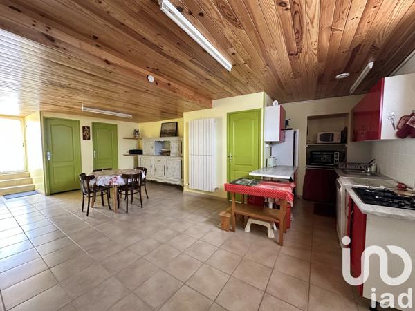 Maison 5 pièces de 165 m² à Opoul-Périllos (66600)