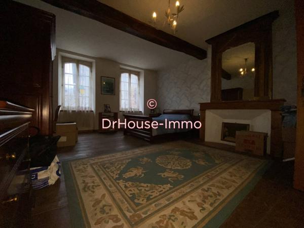 Maison à vendre 10 pièces de 198 m²