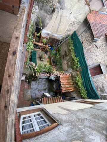 Maison à vendre 10 pièces de 198 m²