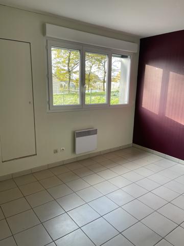 Saint-Mars-la-Brière (72470) LOCAL D'ACTIVITE PROCHE AUTOROUTE