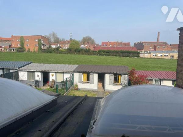 EN EXCLUSIVITE - A VENDRE A BAILLEUL dans le Nord (59) : MAISON MITOYENNE PROCHE CENTRE VILLE E...
