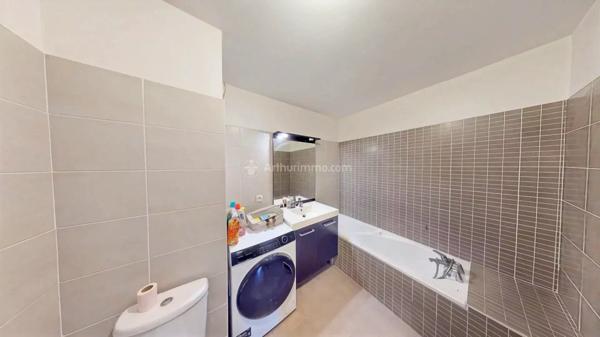 Vente Appartement 2 pièces 44 m2 à Lyon 8