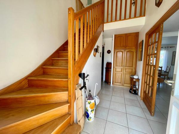 Arpajon (91290) Maison 3 chambres, avec sous-sol total sur 433 m² de jardin clos